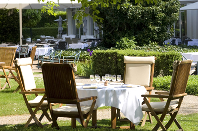 Terrasse du restaurant le N3 à l'Hôtel les Célestins, Vichy