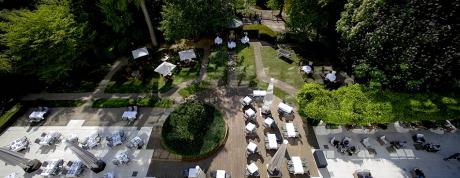 Terrasses des restaurants de l'Hôtel Les Célestins 5*, à Vichy.